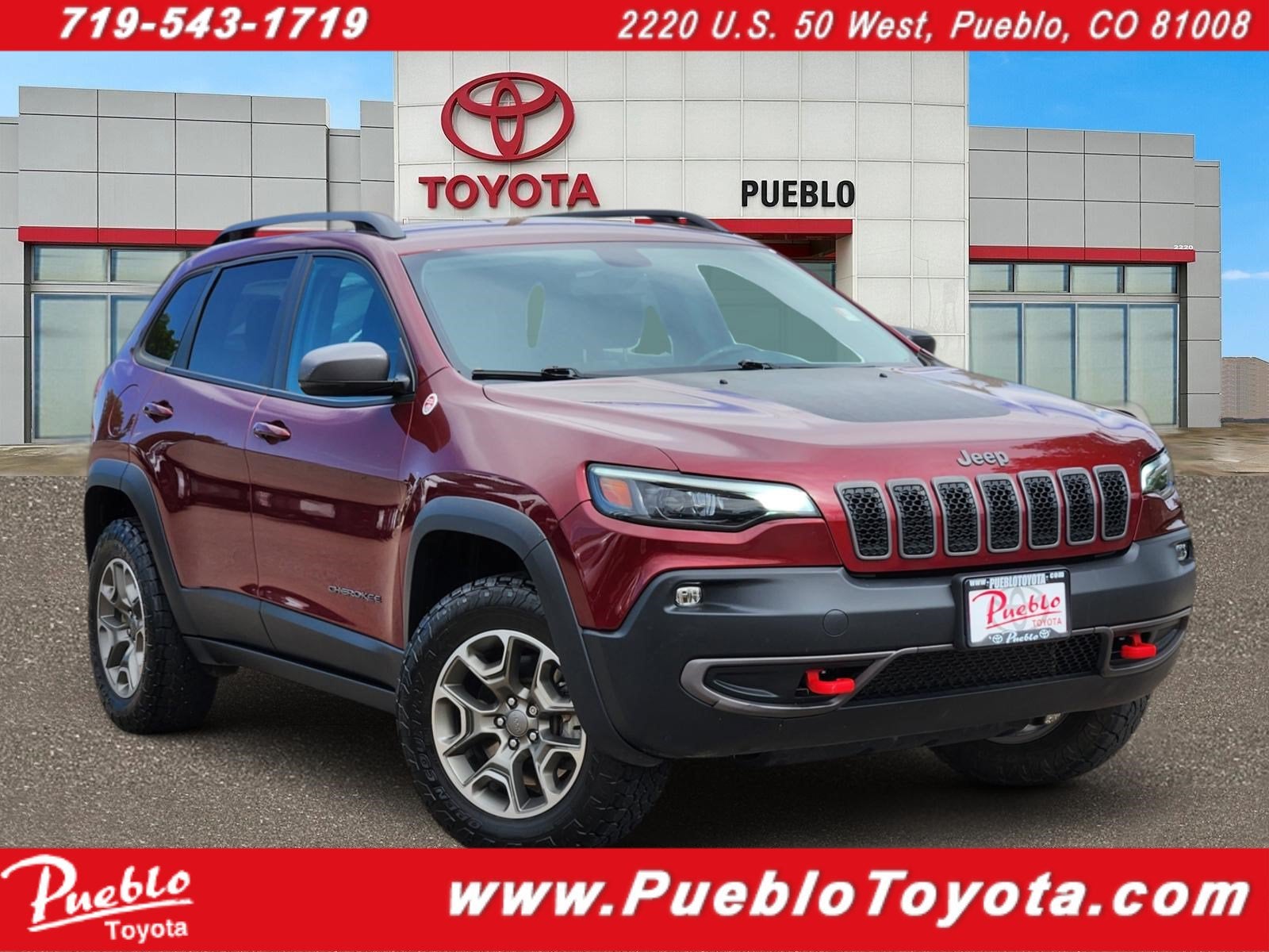2020 Jeep Cherokee Trailhawk in Velvet Red Pearlcoat — front three-quarter view