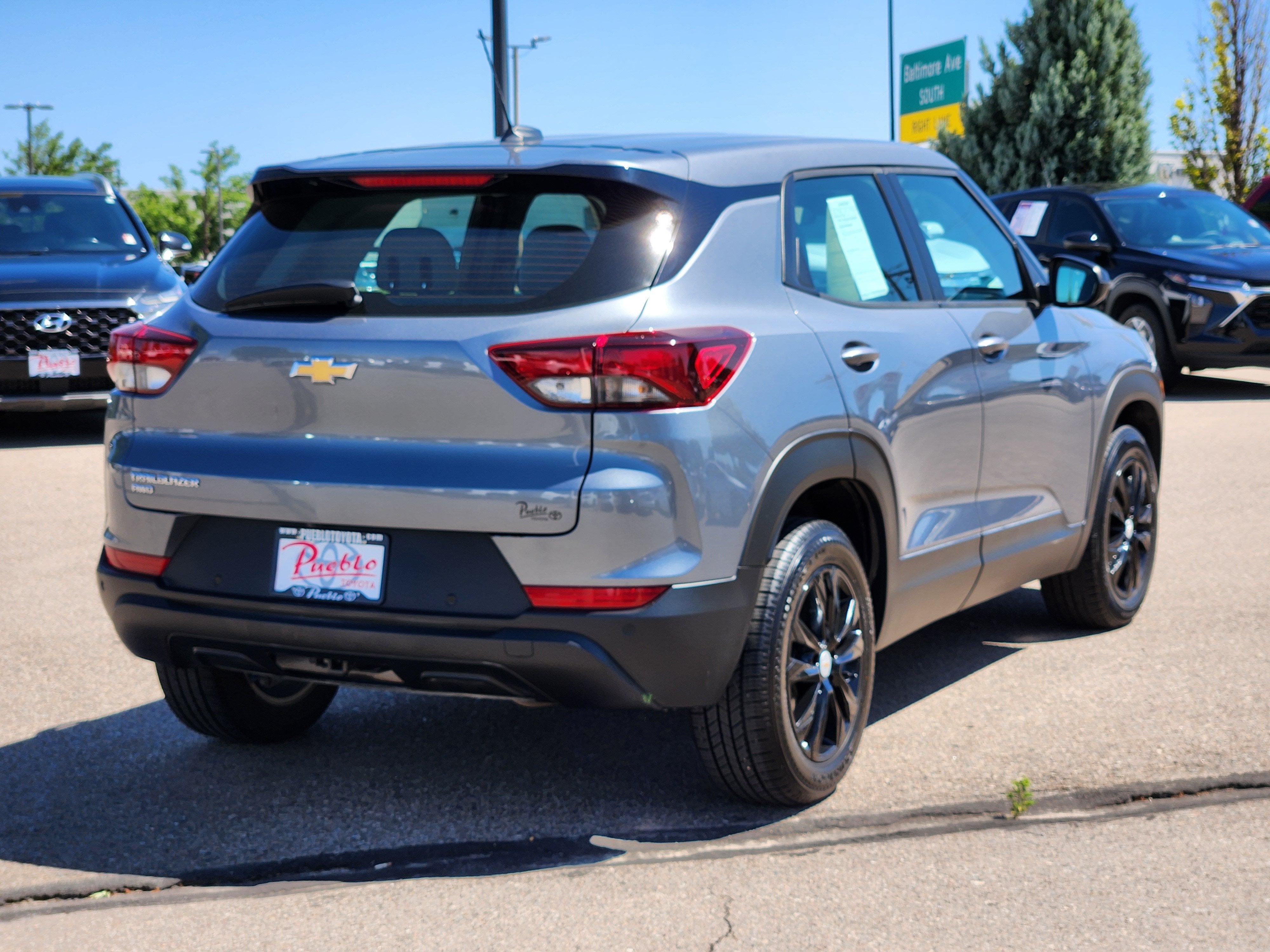 2021 Chevrolet Trailblazer — rear three-quarter view
